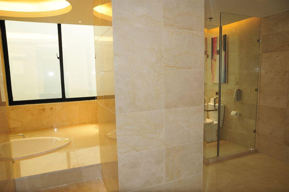 Four Points By Sheraton Taicang Luaran gambar